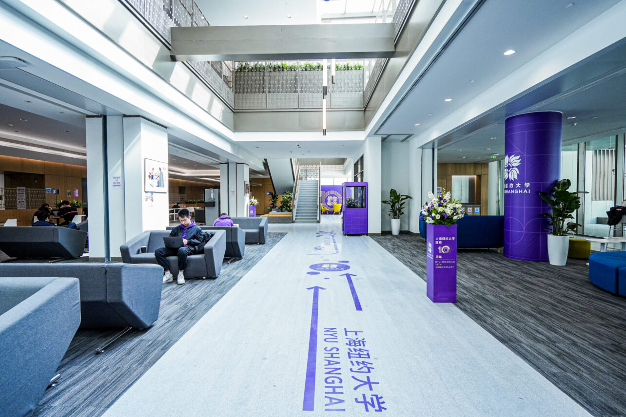 Photo of student study stations in Magnolia House