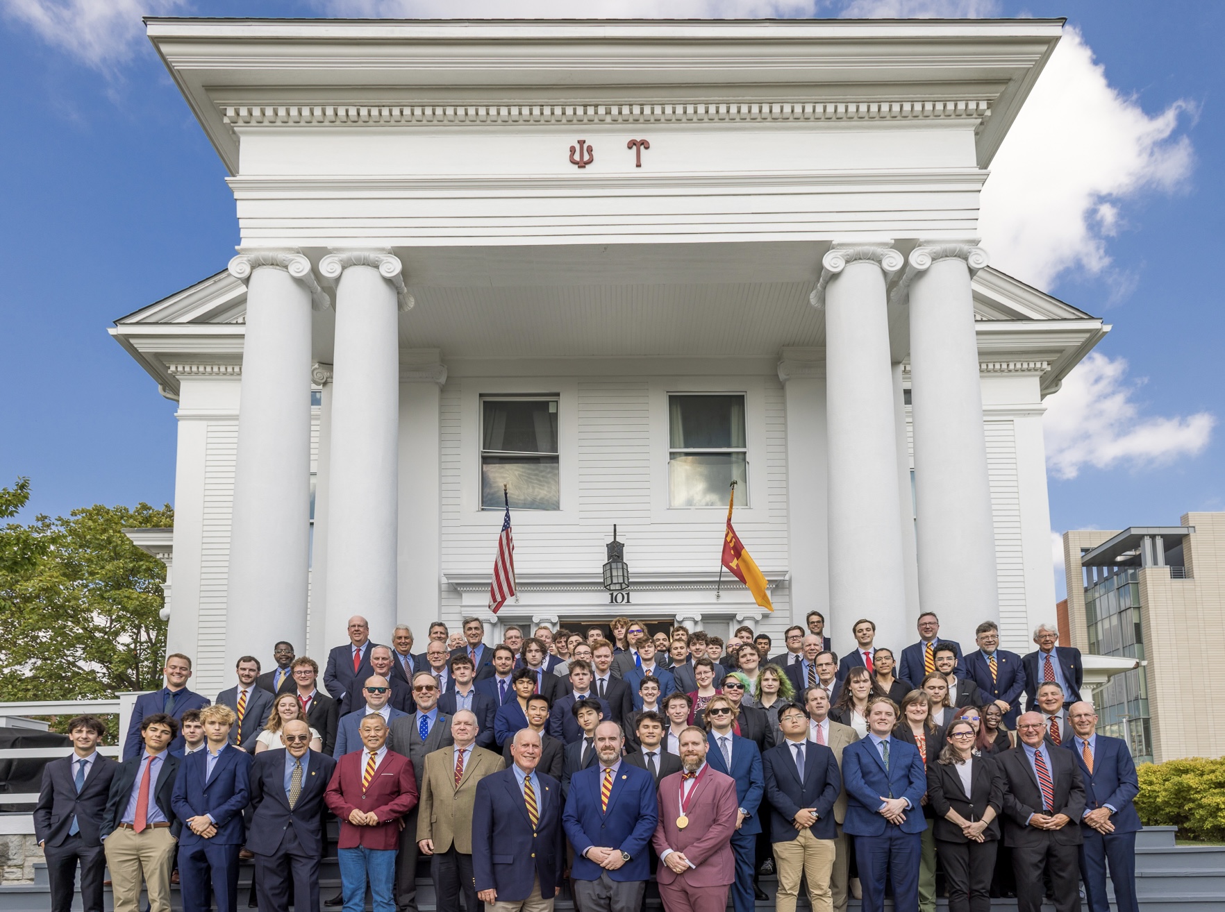 Psi Upsilon's brothers