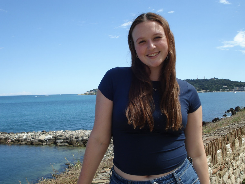 Cassidy Gray headshot