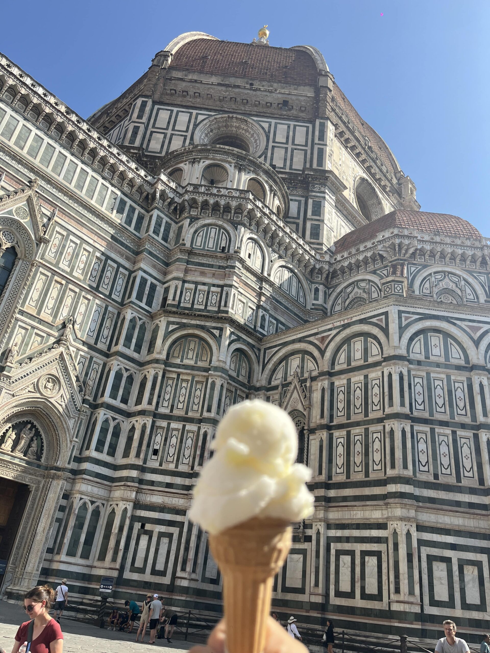 Gelato in front of the Duomo