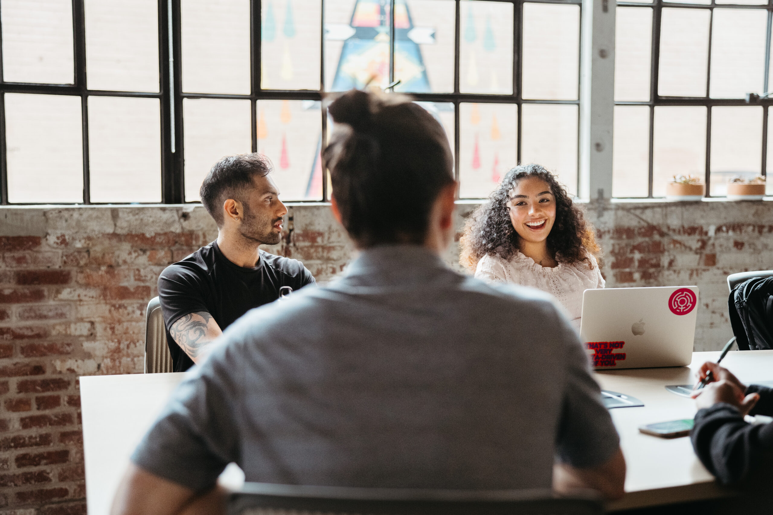 Students have a discussion in class.